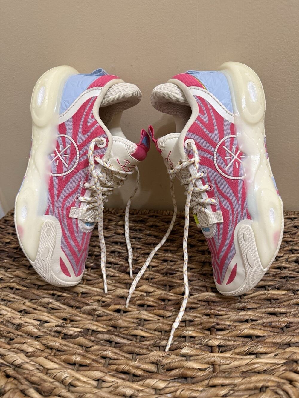 Li-Ning Way of Wade All City 12 Neon Pink sz 7